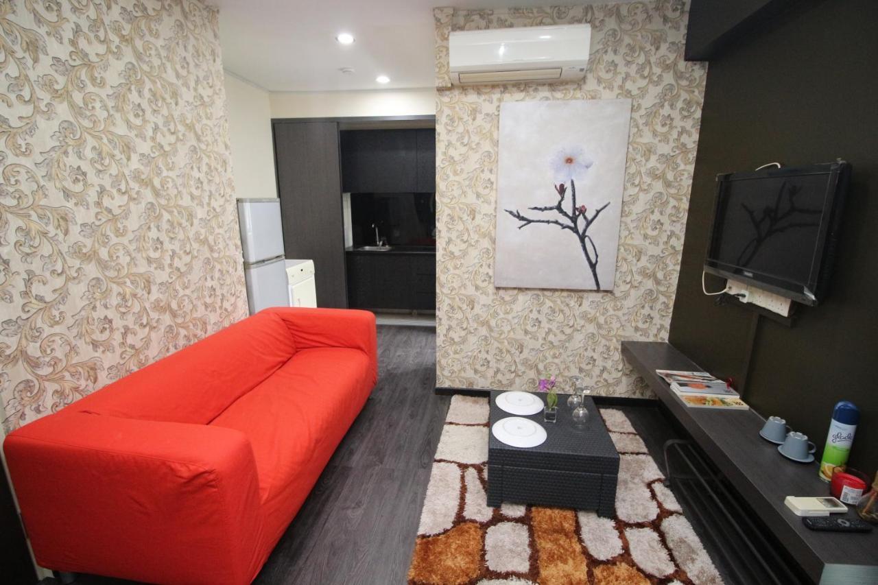 Jjh Serviced Apartments Near Serangoon Mrt Singapore Eksteriør bilde